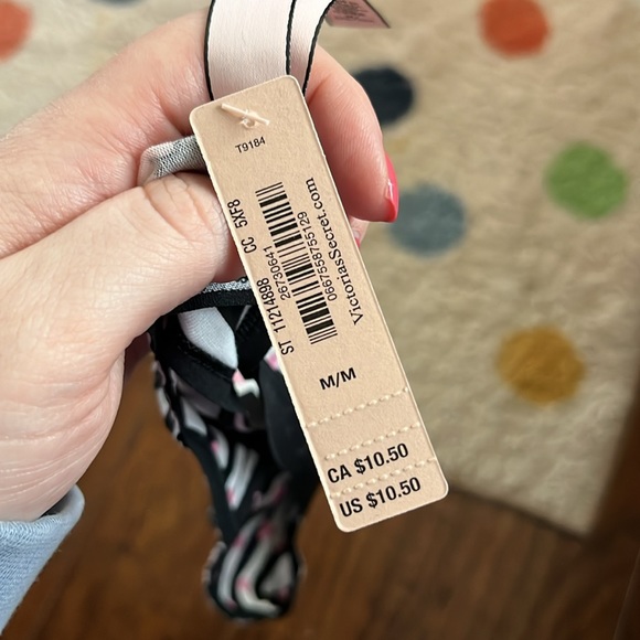 Victoria's Secret Cotton Thong - Picture 2 of 2